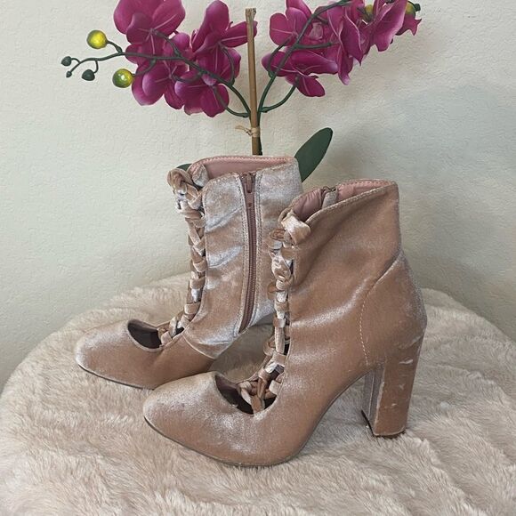 Justfab Velvet Crushed Tie Up Ankle Boots - Picture 5 of 10